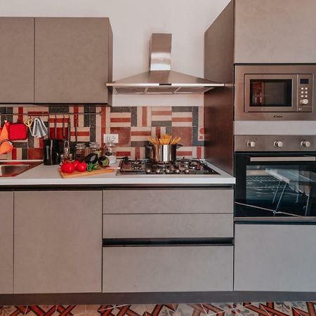 Casadamare Apartment Palermo Luaran gambar