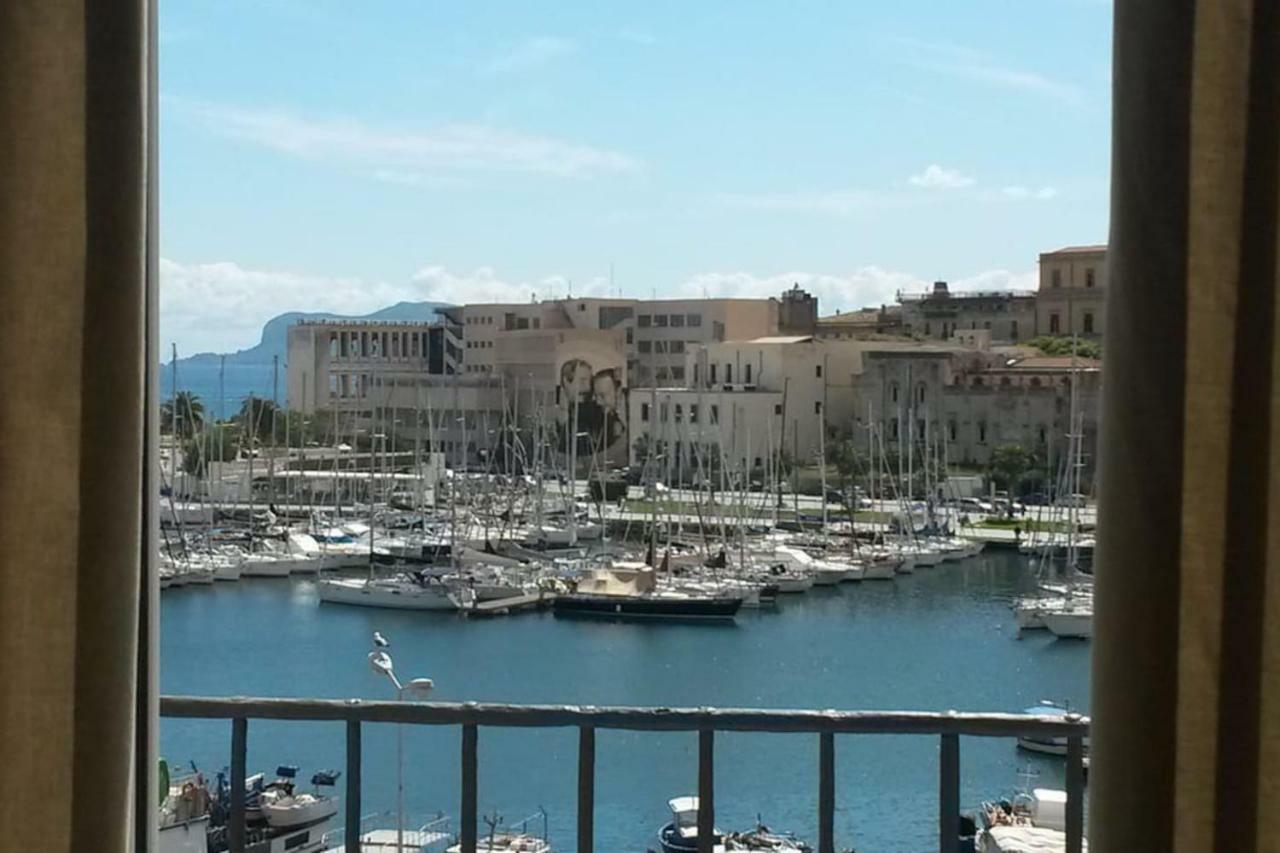 Casadamare Apartment Palermo Luaran gambar
