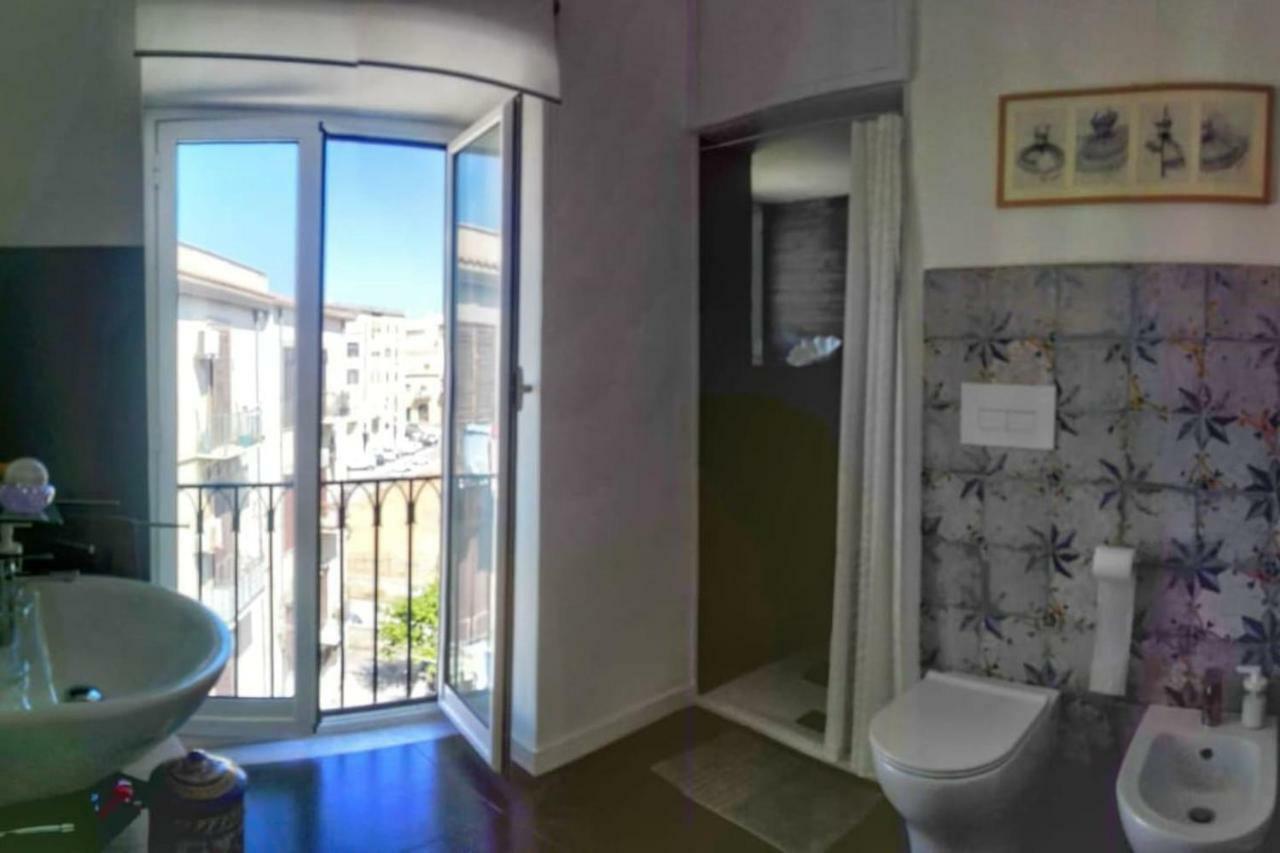 Casadamare Apartment Palermo Luaran gambar